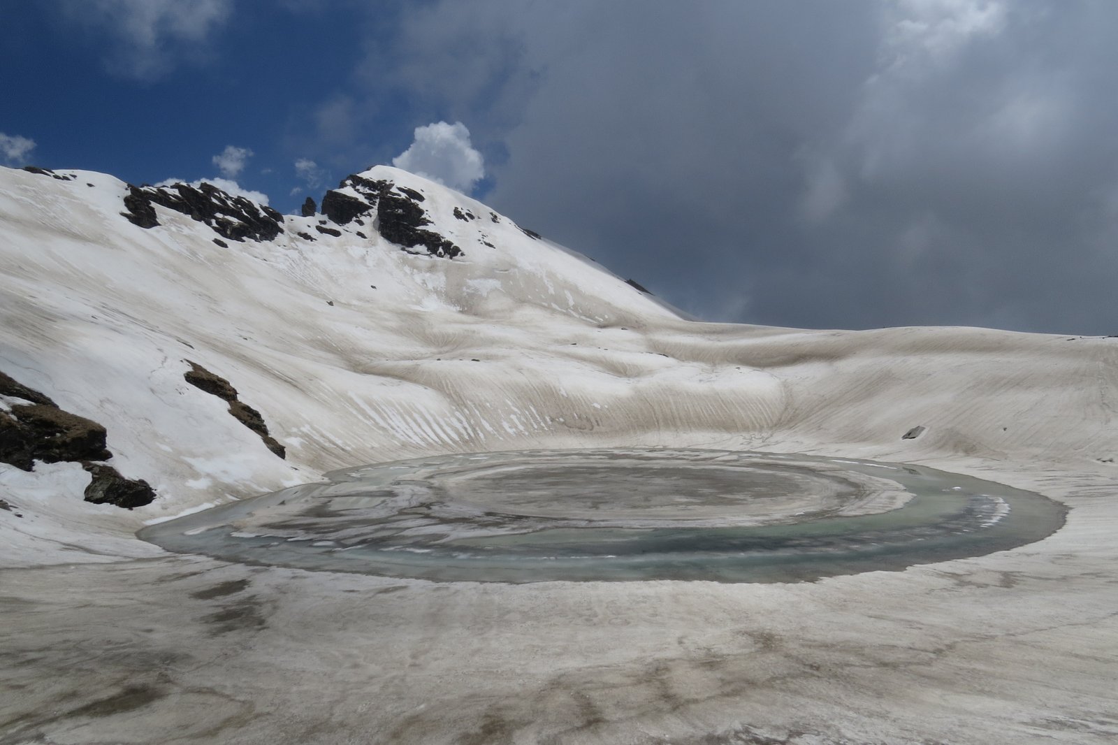 Bhrigu Lake Trek landscape